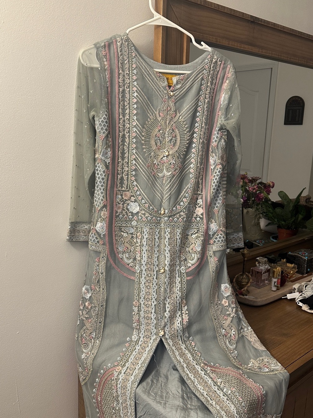 Dust Blue/Gray Pakistani Shalwar Kameez threads and motifs